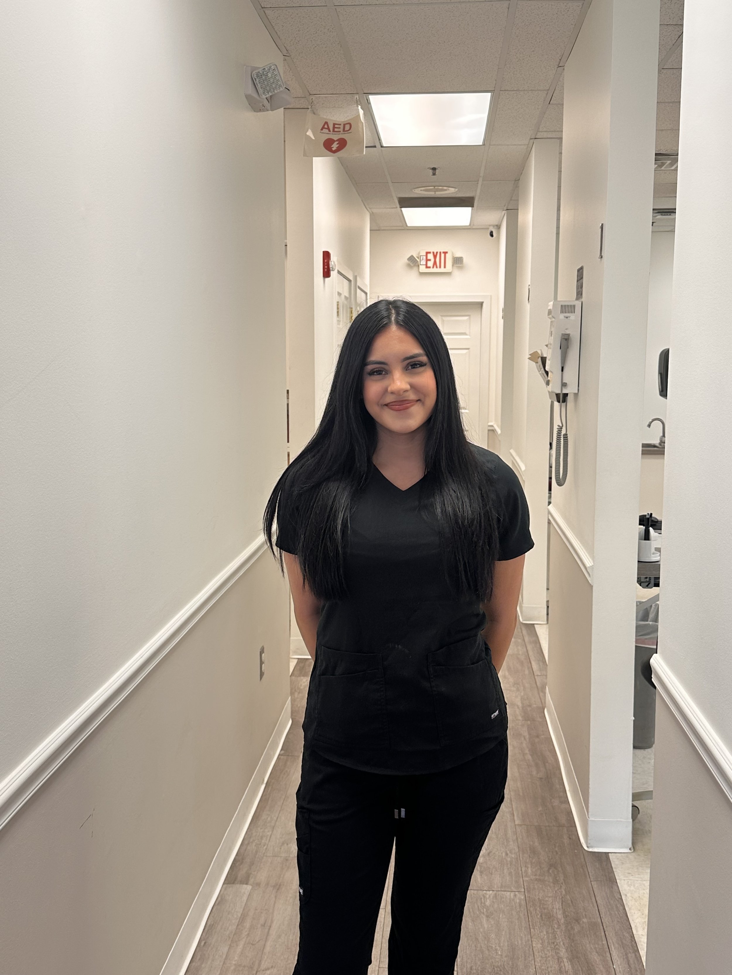 Paola P., dental assistant